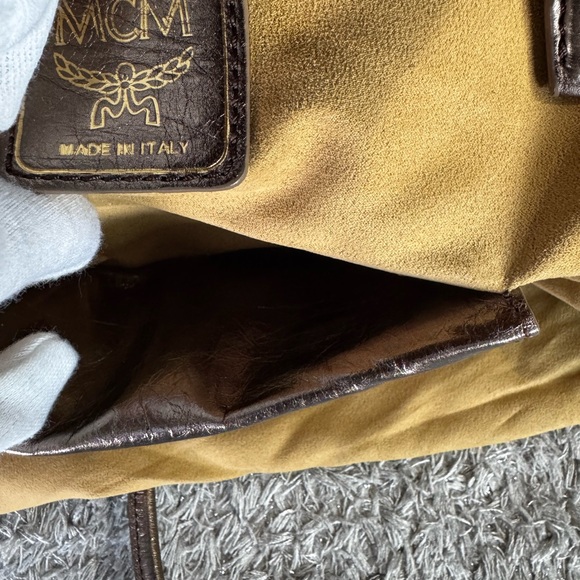 MCM Limited Edition Visetos made in Italy Drawstring Satchel/Crossbody bag - Picture 8 of 16